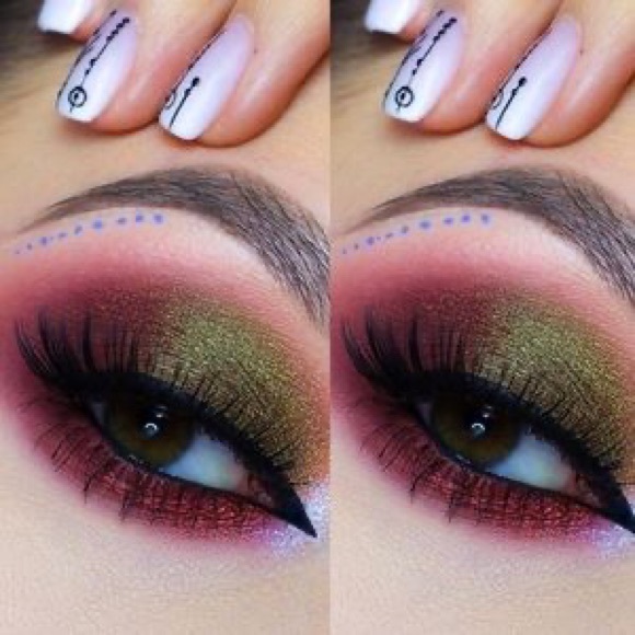 😍 NIB Androgeny Eyeshadow Palette by Jeffree Star! 😍 - Picture 9 of 9